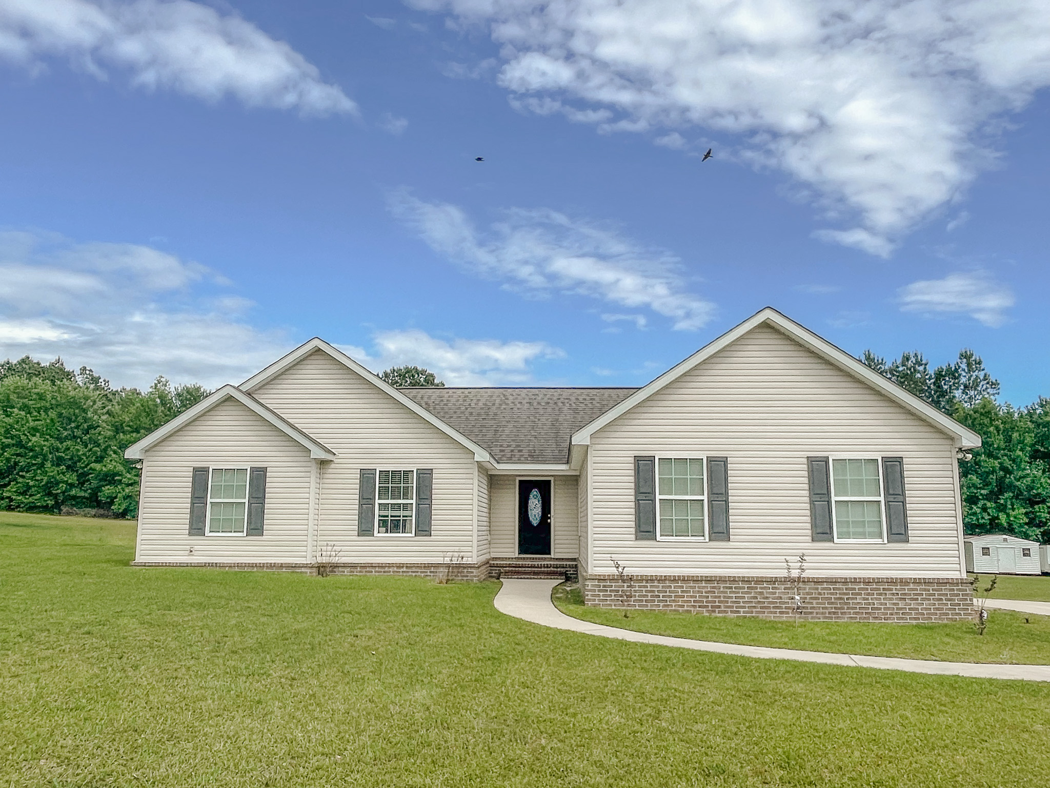 613 Waverly Lane