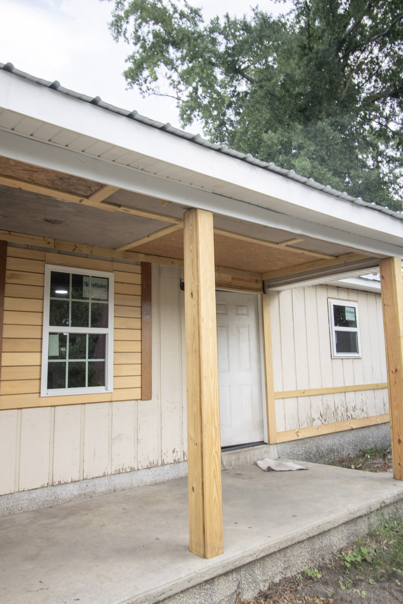 20 East Jones Avenue - D